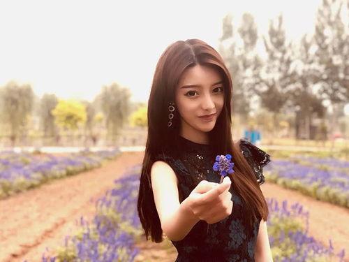 吃瓜网红拍女神照片,美照曝光引网友热议