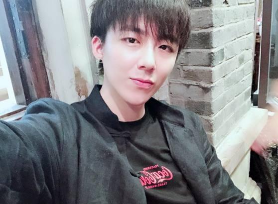 网红爆料吃瓜黑哥是谁