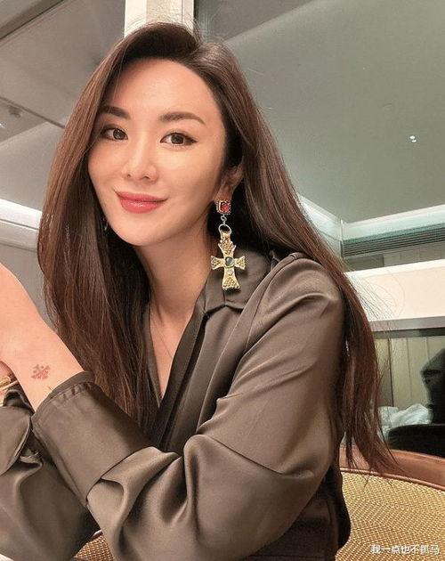 网红明星在线吃瓜,揭秘娱乐圈幕后真相